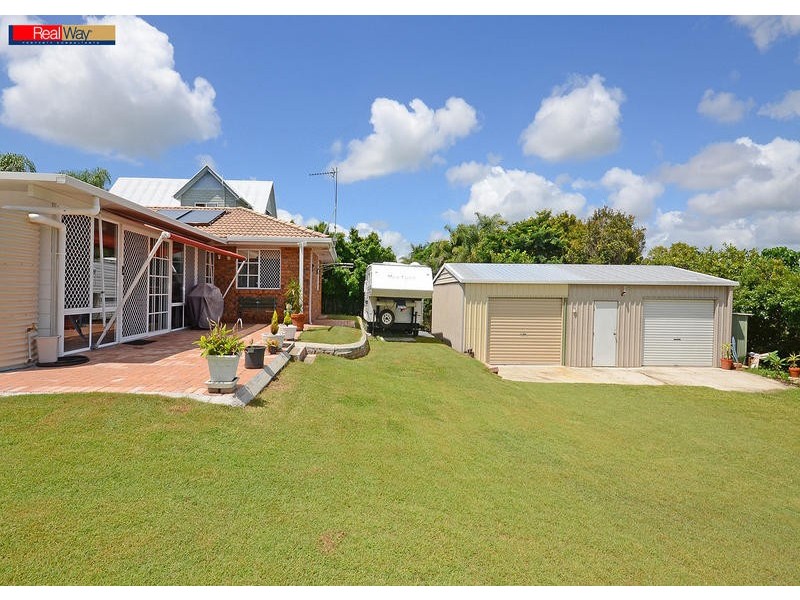 5 Awinya Ct, Urraween QLD 4655