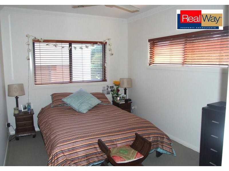 7/ 243 Torquay Tce, Torquay QLD 4655