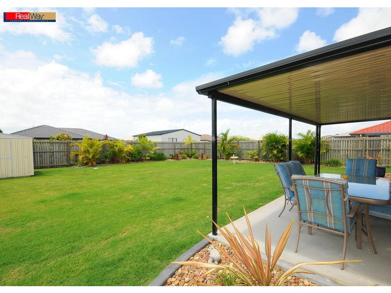 39 Bunya Crt, Eli Waters QLD 4655