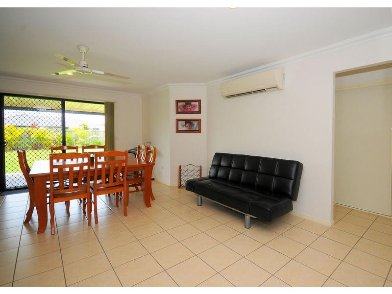 39 Bunya Crt, Eli Waters QLD 4655