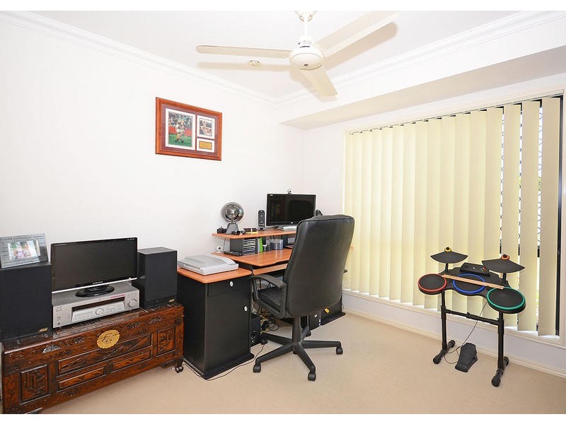 39 Bunya Crt, Eli Waters QLD 4655