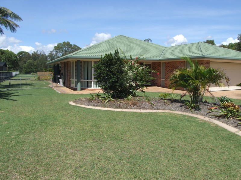 59 Ladbroke Crescent, Urangan QLD 4655
