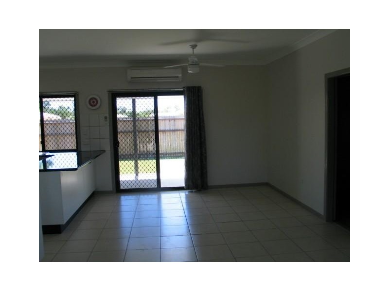 213 Pulgul St, Urangan QLD 4655