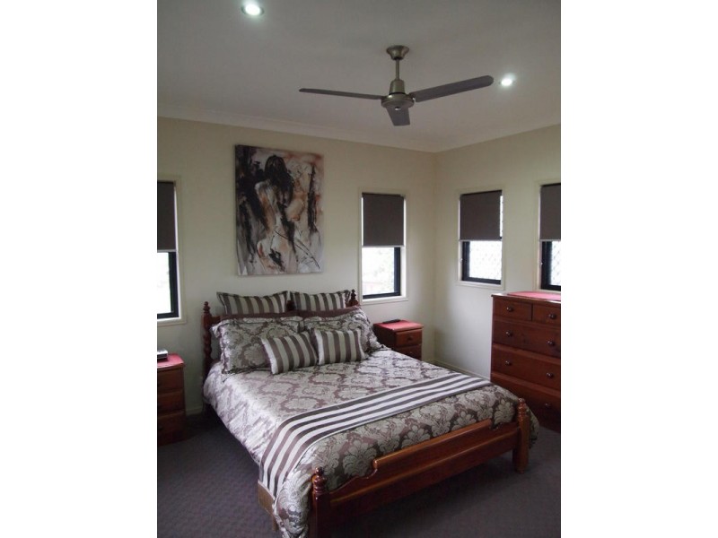 8 Lygon Court, Urraween QLD 4655