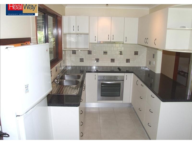 49 Corser St, Point Vernon QLD 4655