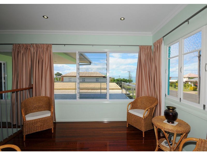 11 Aplin St, Point Vernon QLD 4655