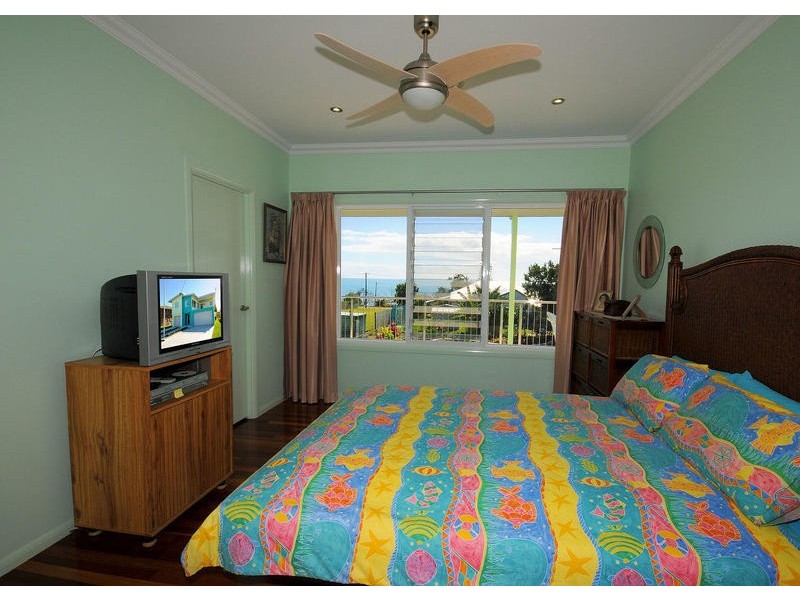 11 Aplin St, Point Vernon QLD 4655