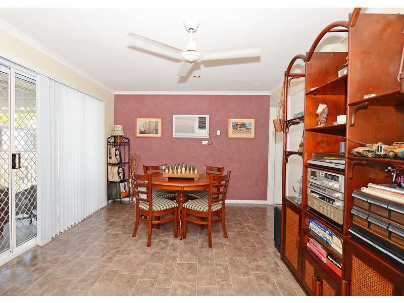 10 Bergin Crt, Torquay QLD 4655