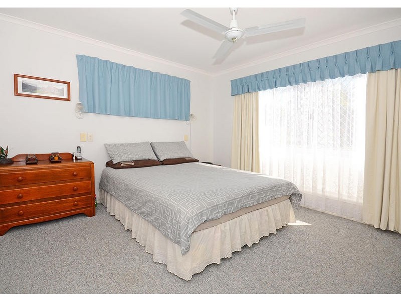 10 Bergin Crt, Torquay QLD 4655