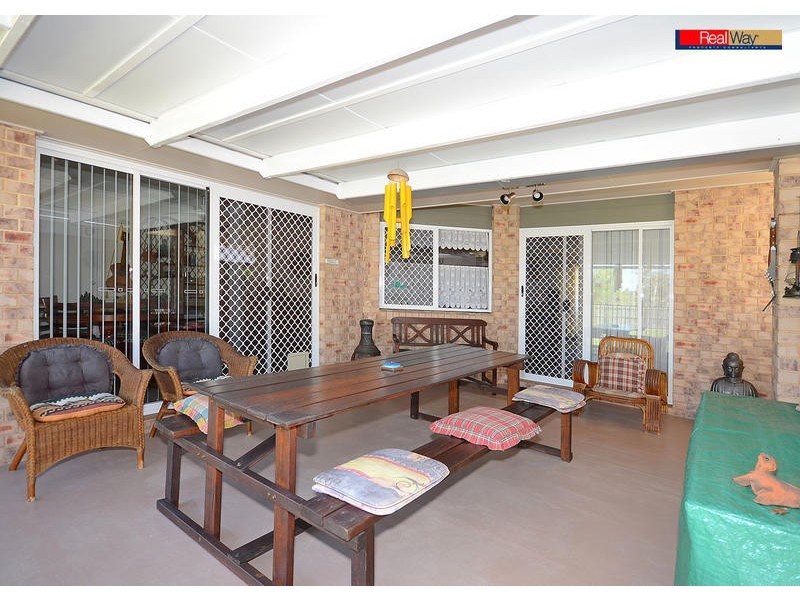 10 Bergin Crt, Torquay QLD 4655