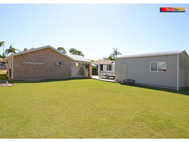 10 Bergin Crt, Torquay QLD 4655