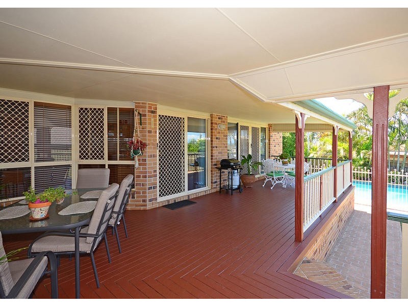 8 Hoberg Crt, Kawungan QLD 4655