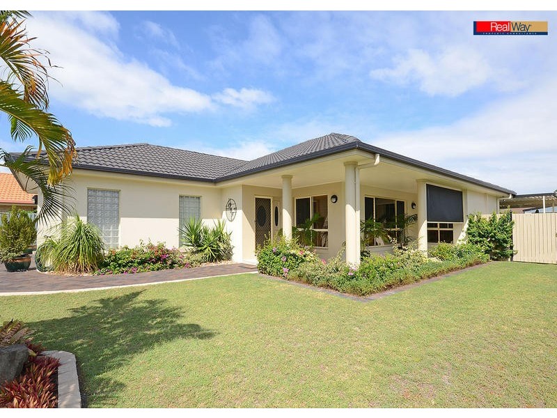 14 Jonwest Close, Torquay QLD 4655