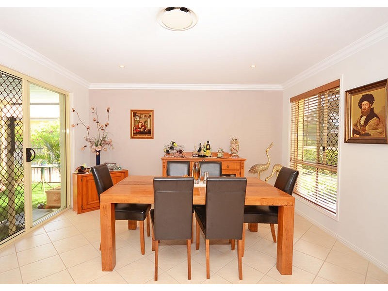 14 Jonwest Close, Torquay QLD 4655