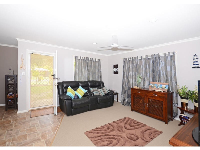 18 Mahogany St, Kawungan QLD 4655