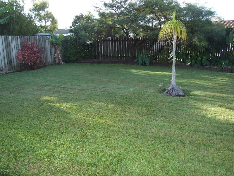 30 Sunset Cres, Torquay QLD 4655