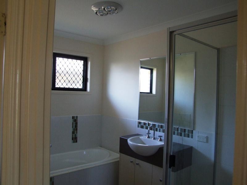 43 Bunya Crt, Eli Waters QLD 4655