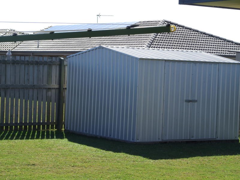 43 Bunya Crt, Eli Waters QLD 4655