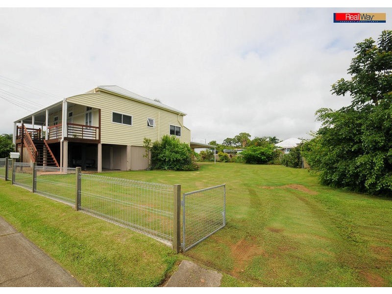 265 Torquay Tce, Torquay QLD 4655