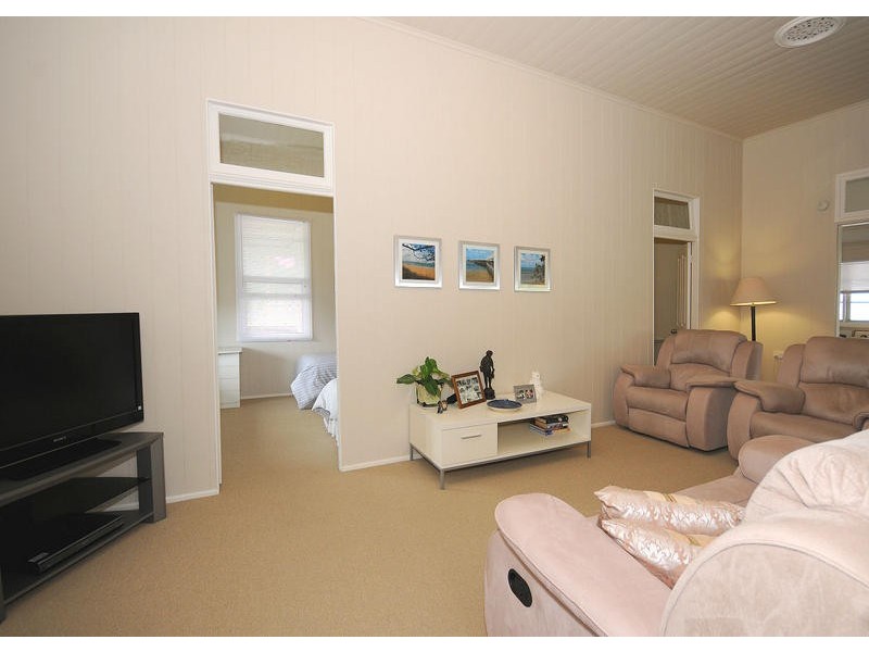 265 Torquay Tce, Torquay QLD 4655