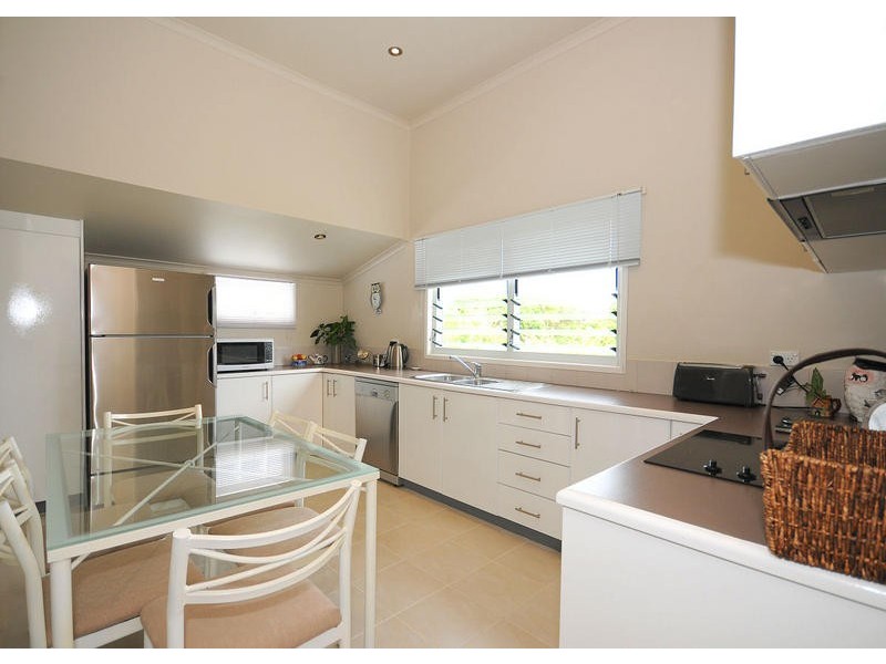265 Torquay Tce, Torquay QLD 4655
