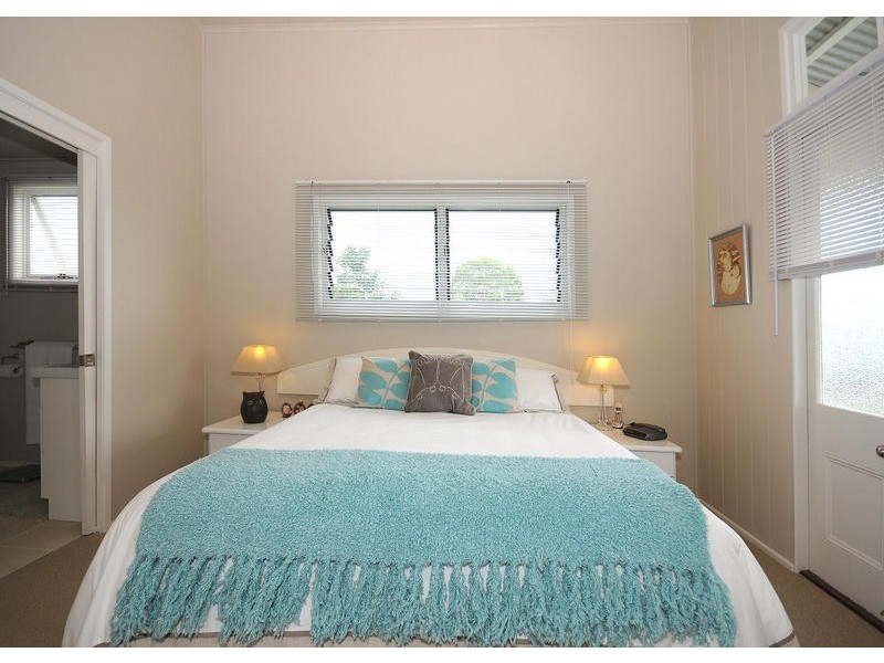 265 Torquay Tce, Torquay QLD 4655