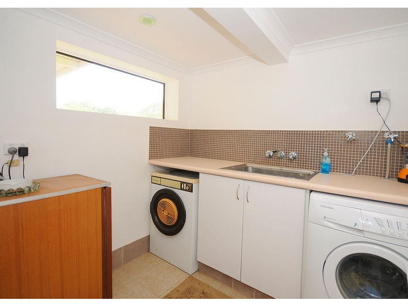 265 Torquay Tce, Torquay QLD 4655