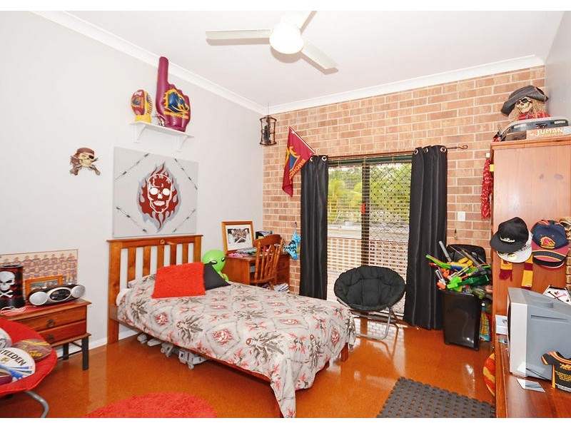 334 Honeyeater Dr, Walligan QLD 4655