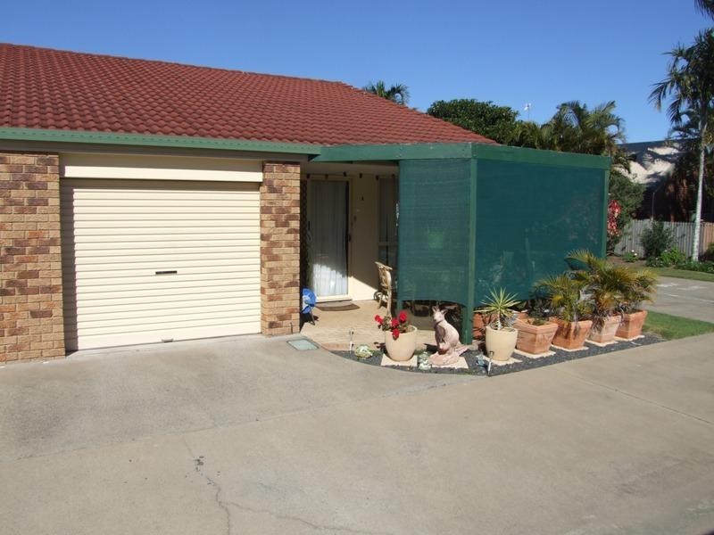 8 222 Torquay Terrace, Torquay QLD 4655