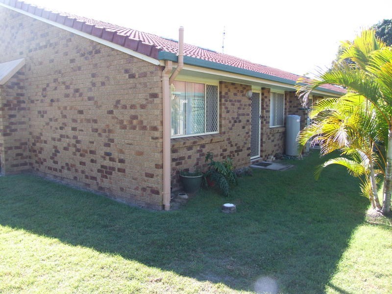 8 222 Torquay Terrace, Torquay QLD 4655