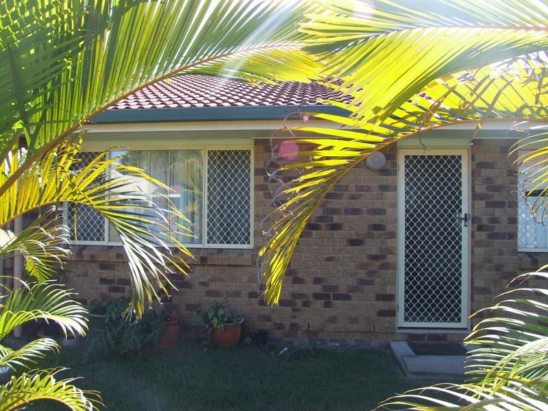 8 222 Torquay Terrace, Torquay QLD 4655