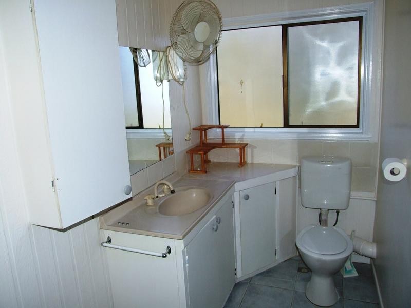 6 Fraser Dr, River Heads QLD 4655