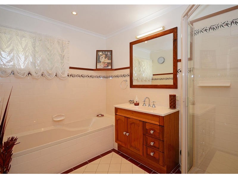 35 Dover St, Pialba QLD 4655