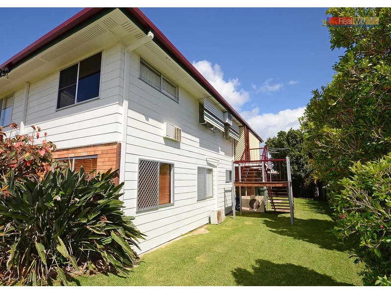 35 Dover St, Pialba QLD 4655