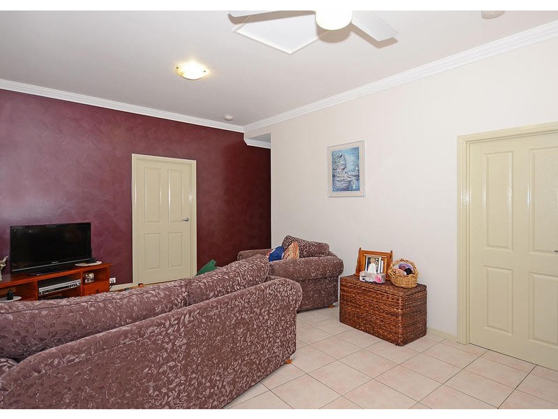37 Neils St, Pialba QLD 4655