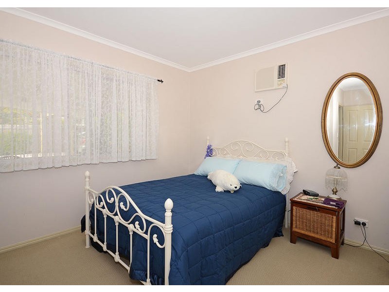 37 Neils St, Pialba QLD 4655