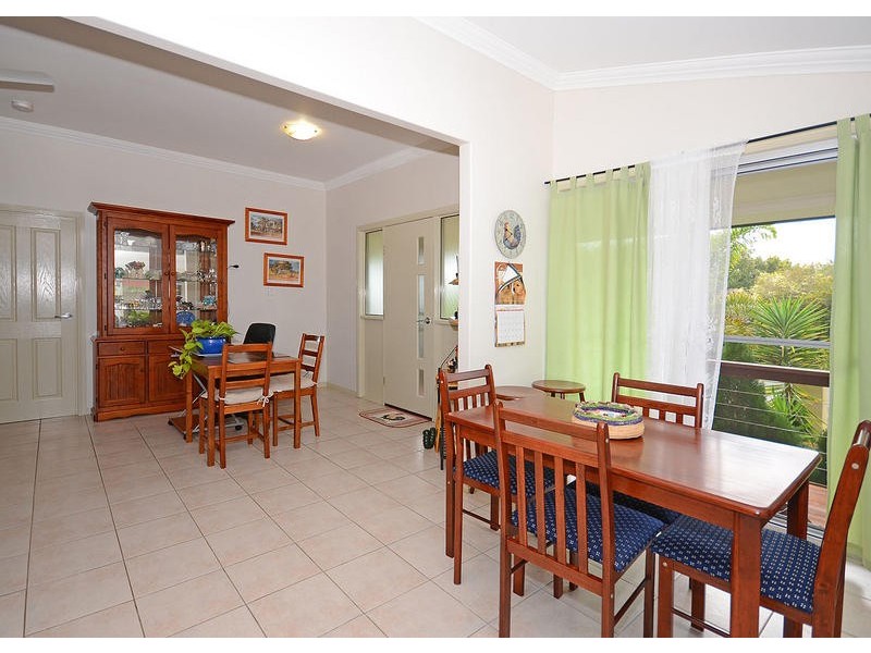 37 Neils St, Pialba QLD 4655