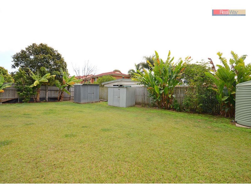 37 Neils St, Pialba QLD 4655