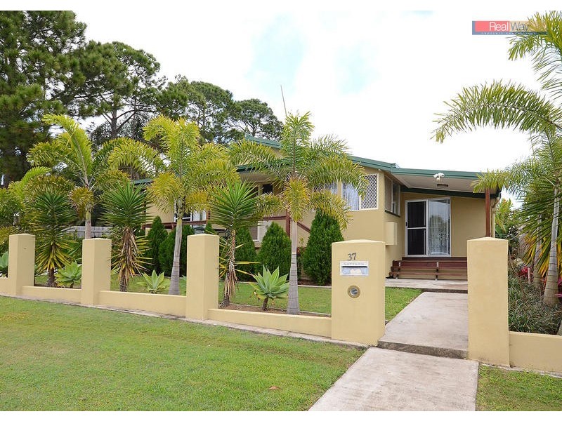 37 Neils St, Pialba QLD 4655