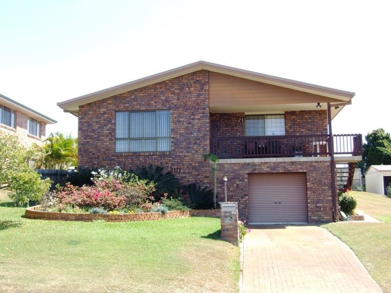 21 Rohan Way, Kawungan QLD 4655