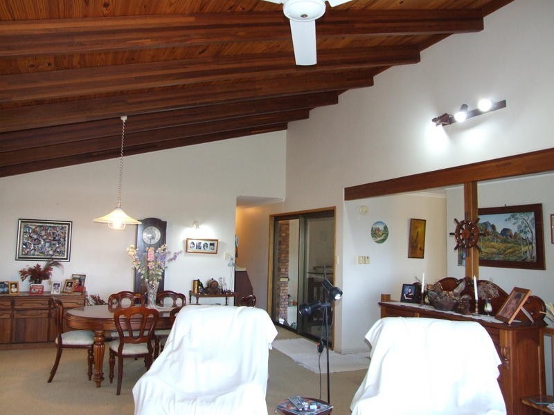 21 Rohan Way, Kawungan QLD 4655