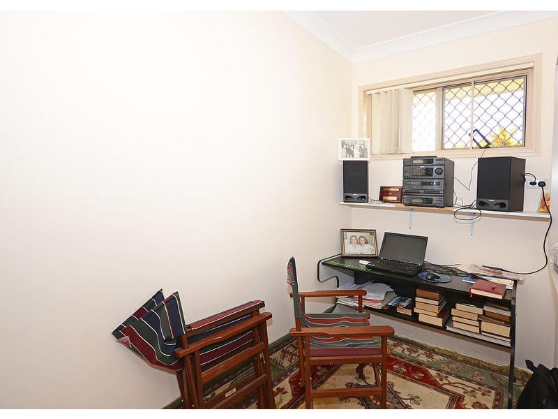 28 Bergin Crt, Torquay QLD 4655