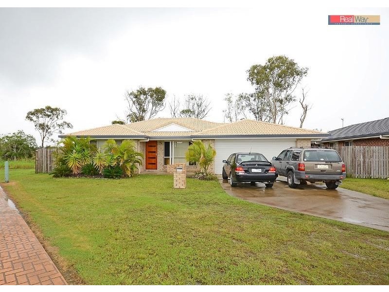 63 Bunya Crt, Eli Waters QLD 4655