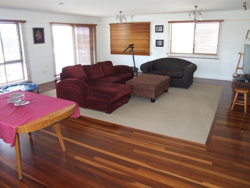 365 Boat Harbour Dr, Scarness QLD 4655