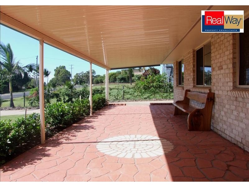 11 Beacon  Rd, Booral QLD 4655