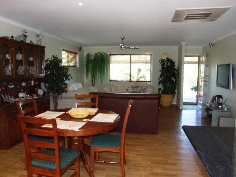 11 Beacon  Rd, Booral QLD 4655