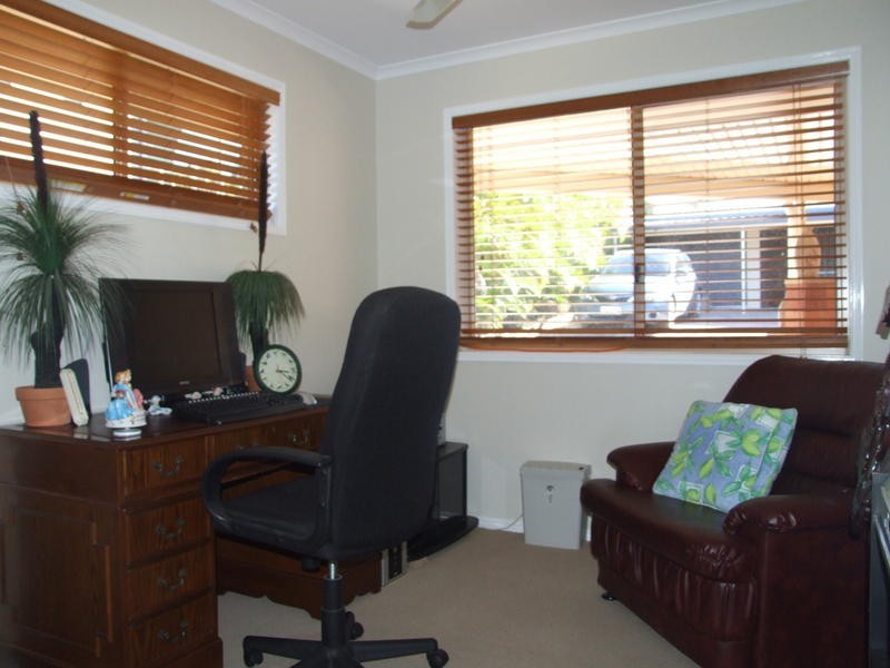 11 Beacon  Rd, Booral QLD 4655