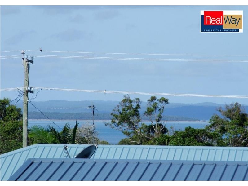 11 Beacon  Rd, Booral QLD 4655