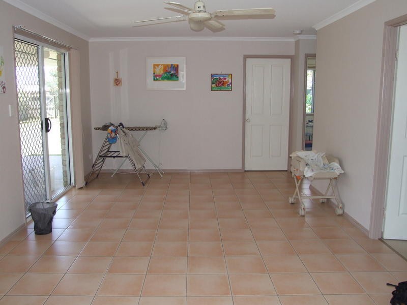 21 Abbey Crt, Kawungan QLD 4655