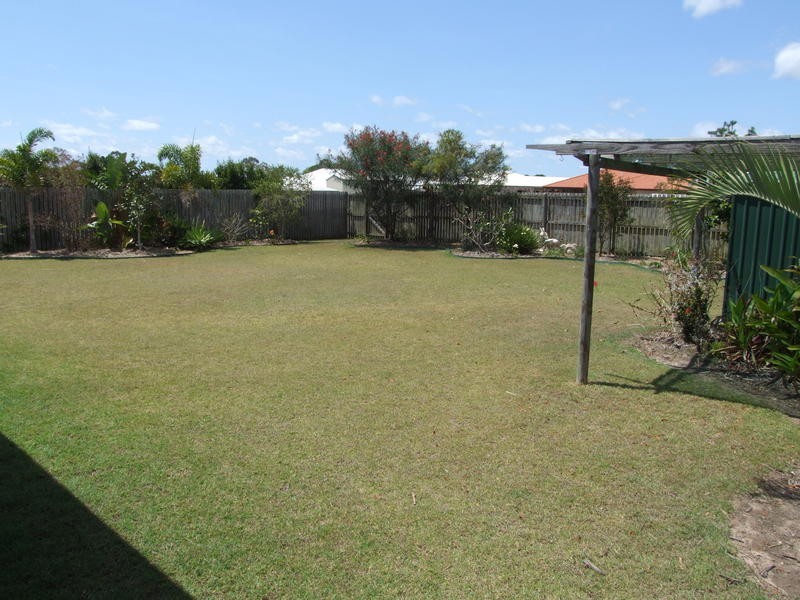 21 Abbey Crt, Kawungan QLD 4655
